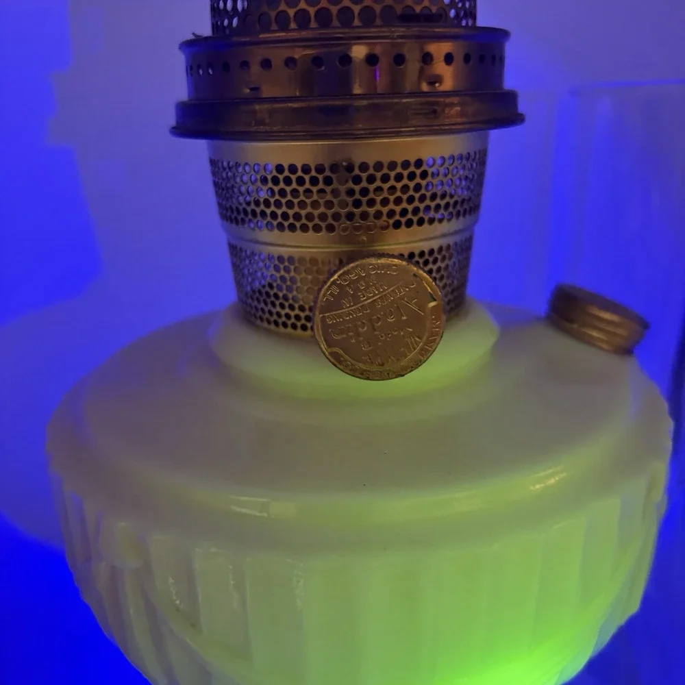 Vtg Aladdin Pink Alacite Uuranium Glass Oil Lamp Model B Tall Lincoln Drape Glow